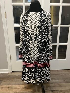 Eliza J black white and pink Stretch Knit dress size 18W EUC